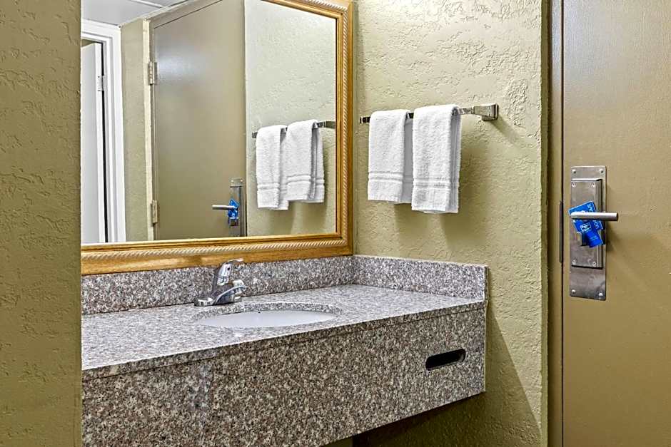 Rodeway Inn Stone Mountain