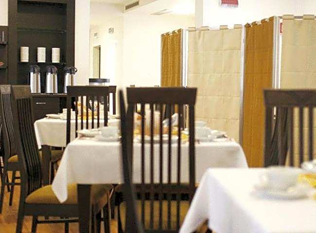 Hotel Mary