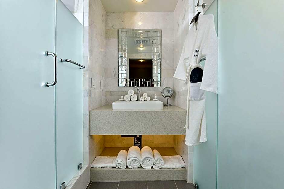 voco Laguna Hills by IHG