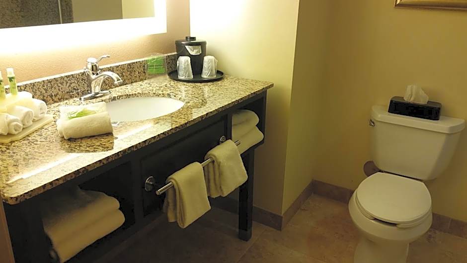 Holiday Inn Express and Suites Missoula By IHG