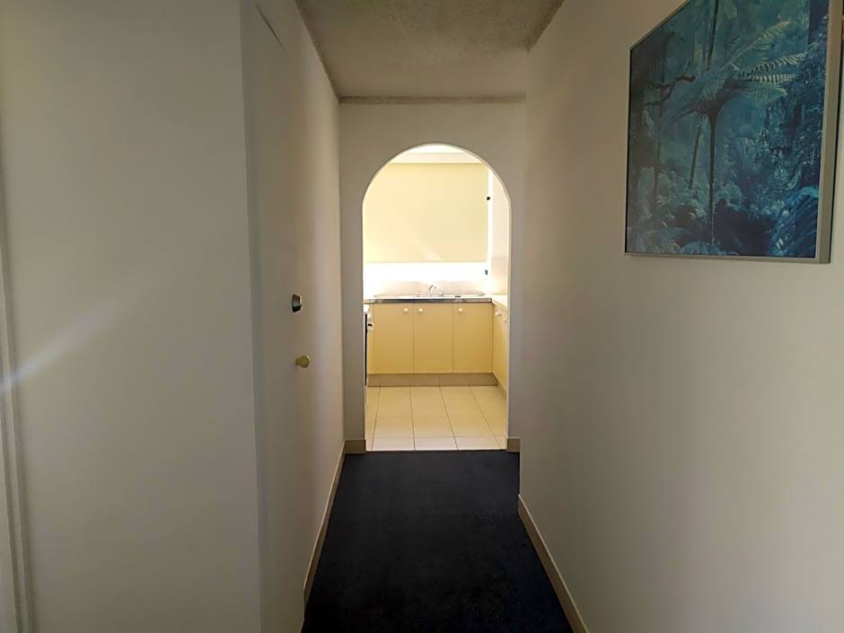 Quarterdeck Apartments
