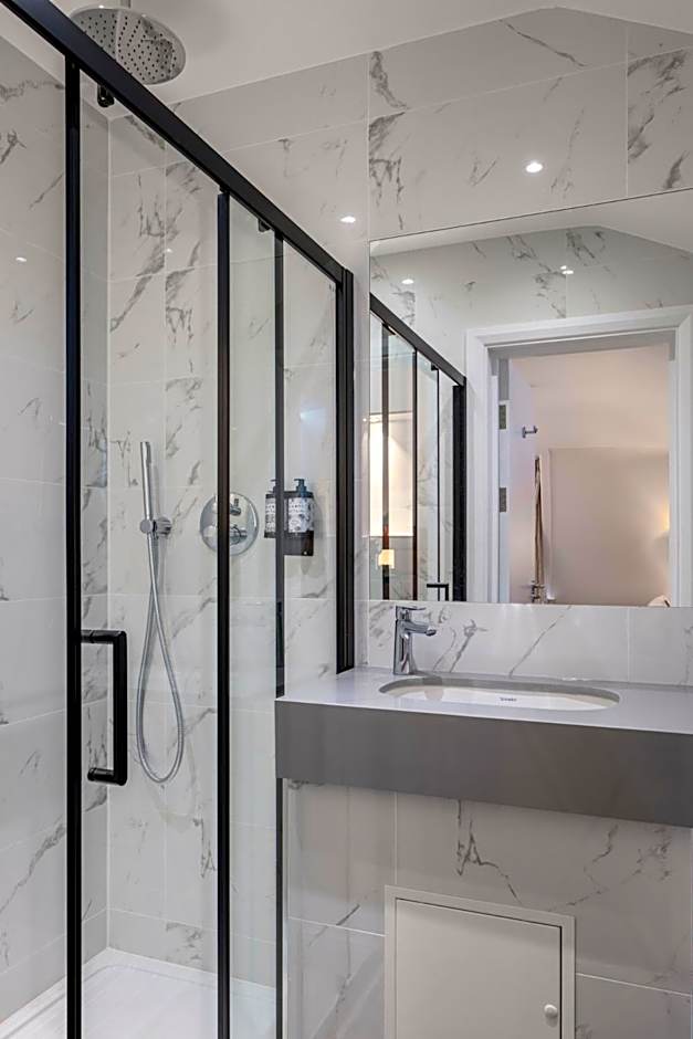 Grand Concerto Hotel