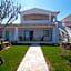ENAJA - Luxury Retreat