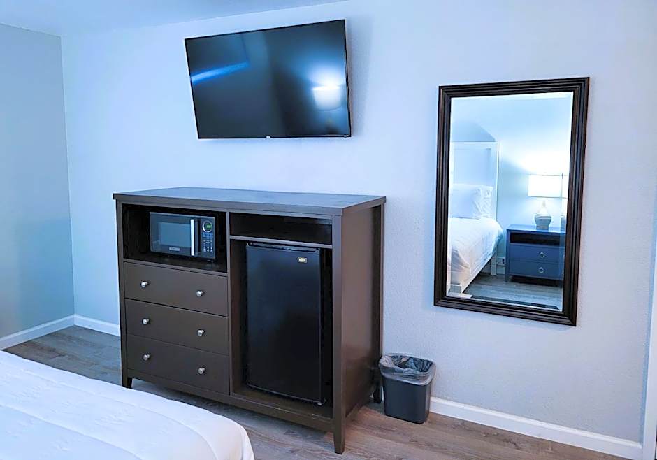 Cerulean Hotel