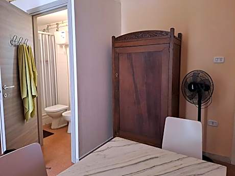 Triple Room with Private Bathroom
