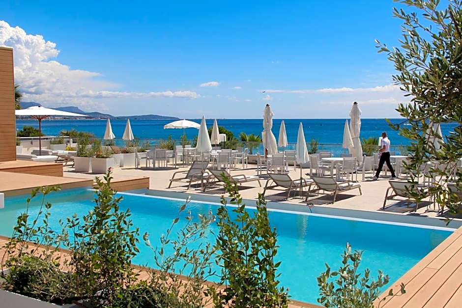 Mercure Villeneuve Loubet Plage