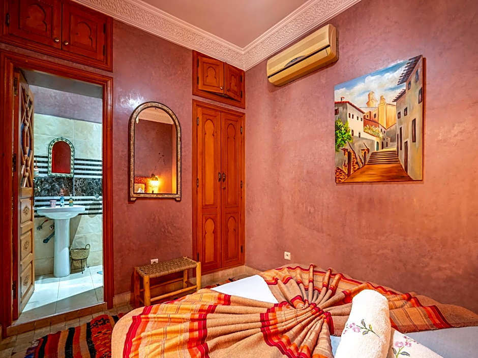 Riad Majdoulina chez JIJI