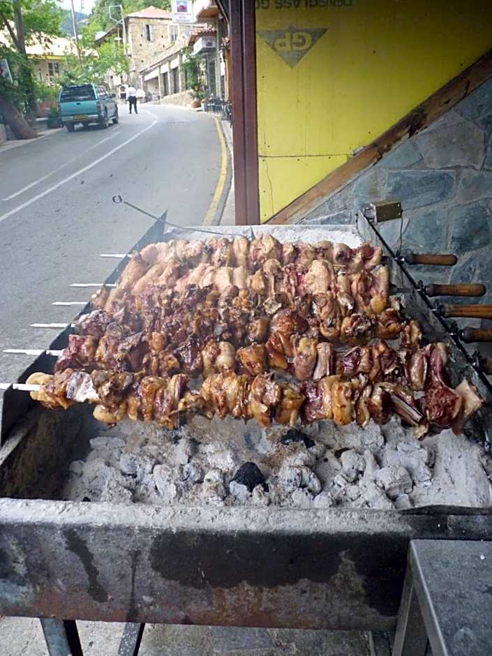 Mountain Rose Hotel & Restaurant
