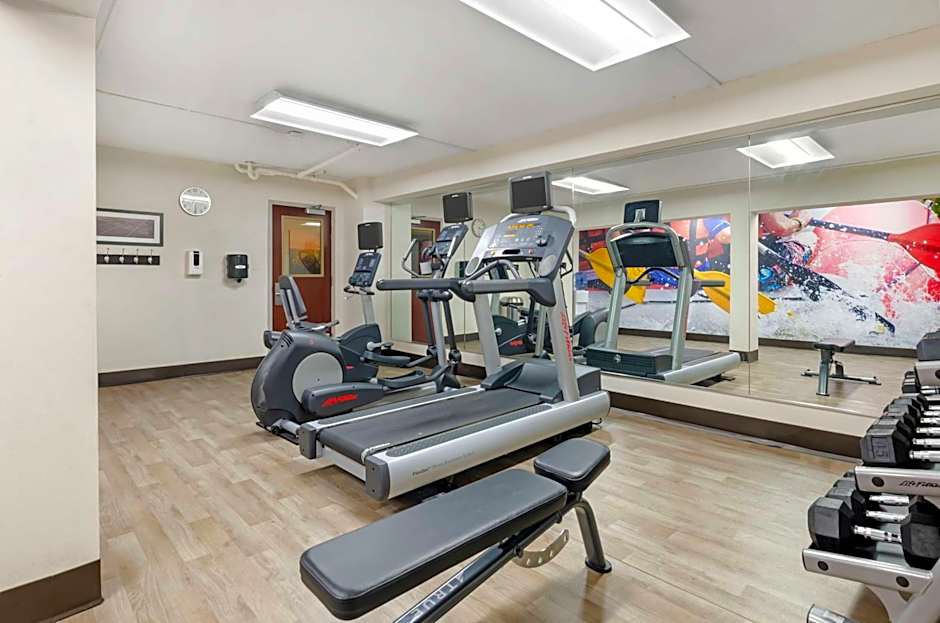 Best Western Plus Beckley Inn