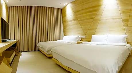 Comfort Quadruple Room