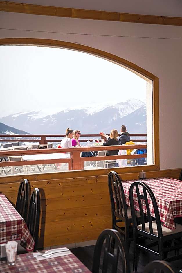 Hotel Emeraude