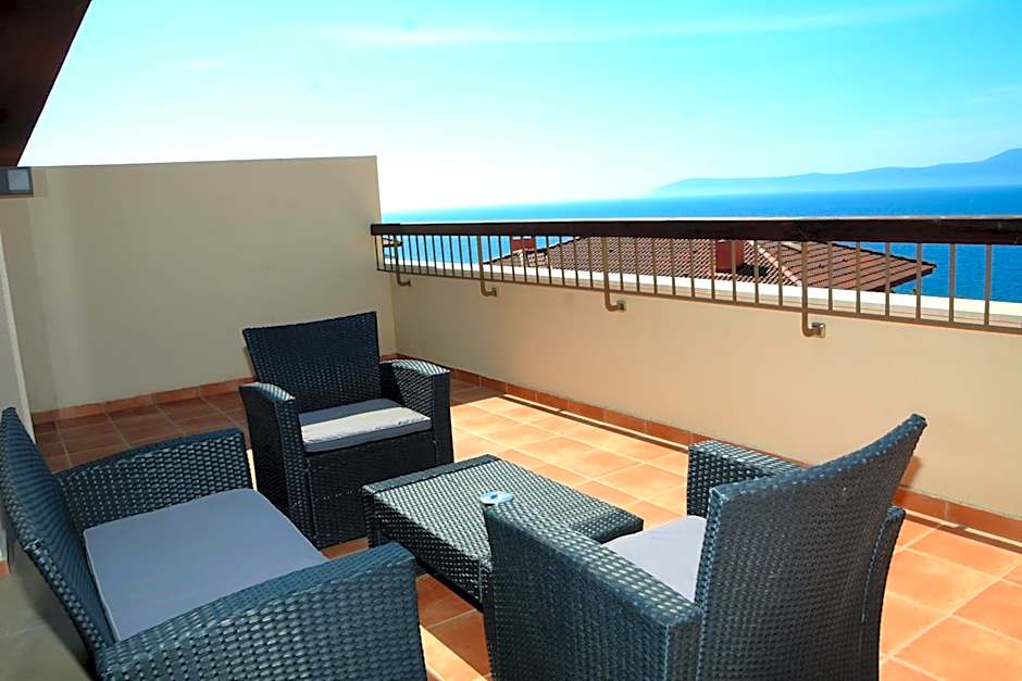 Photo 1 of 2 of Suite, Sea View