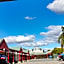 Hume Inn Motel