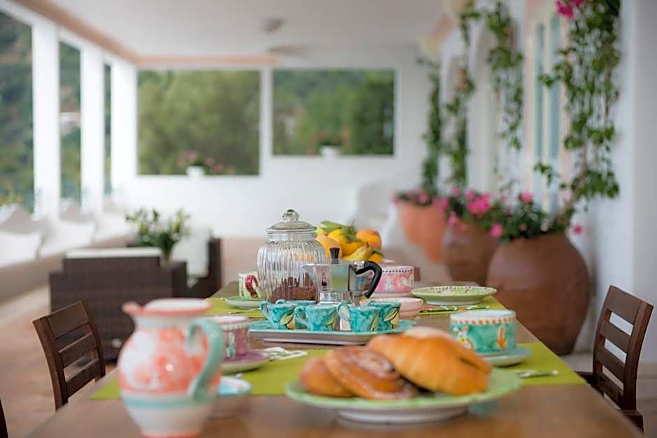 Villa Santa Chiara Positano Suites