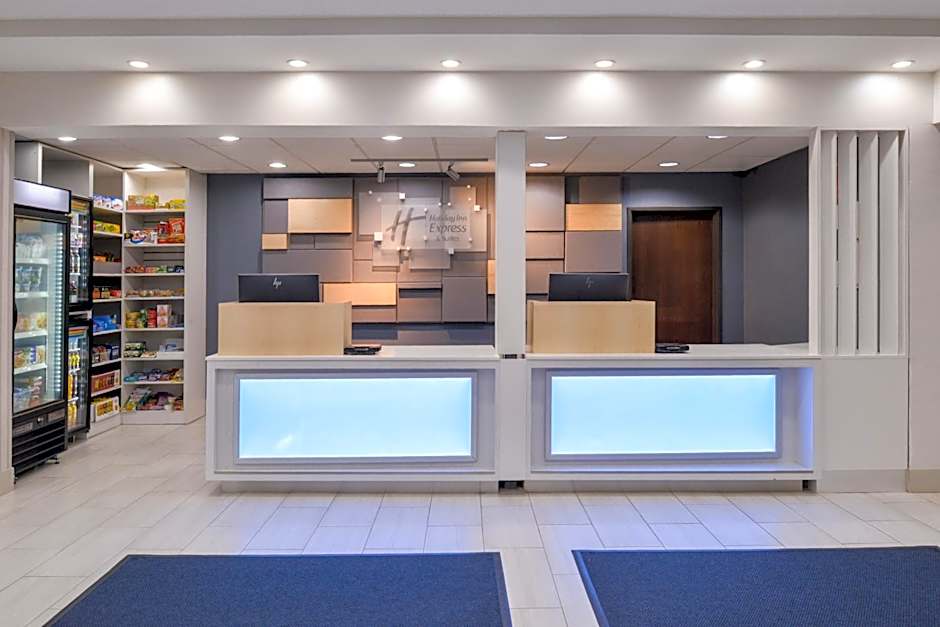 Holiday Inn Express Wixom By IHG