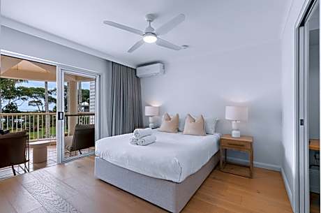 Three-Bedroom Apartment with Balcony