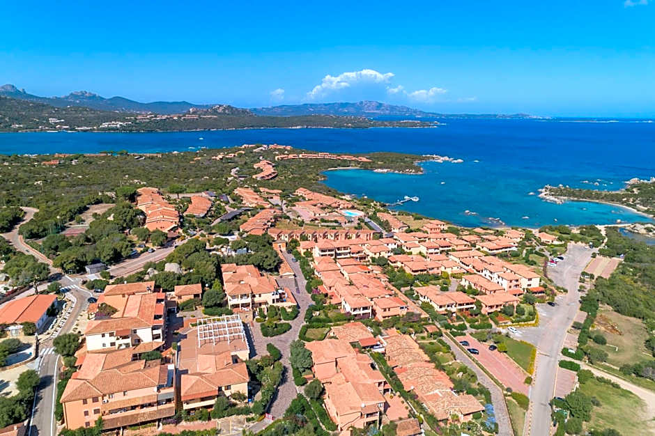 Baia de Bahas Residence