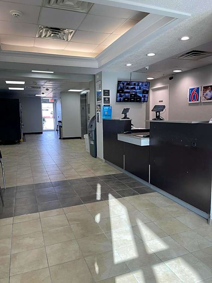 Motel 6-Caseyville, IL - Caseyville Il