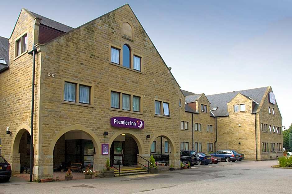 Premier Inn Huddersfield North