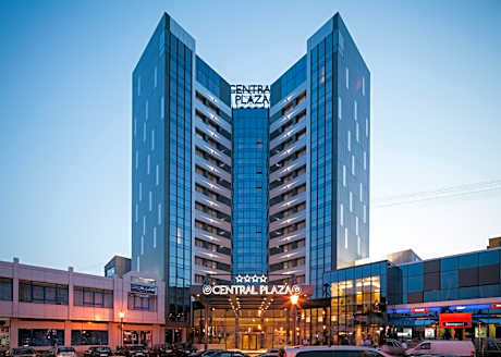 Central Plaza Hotel
