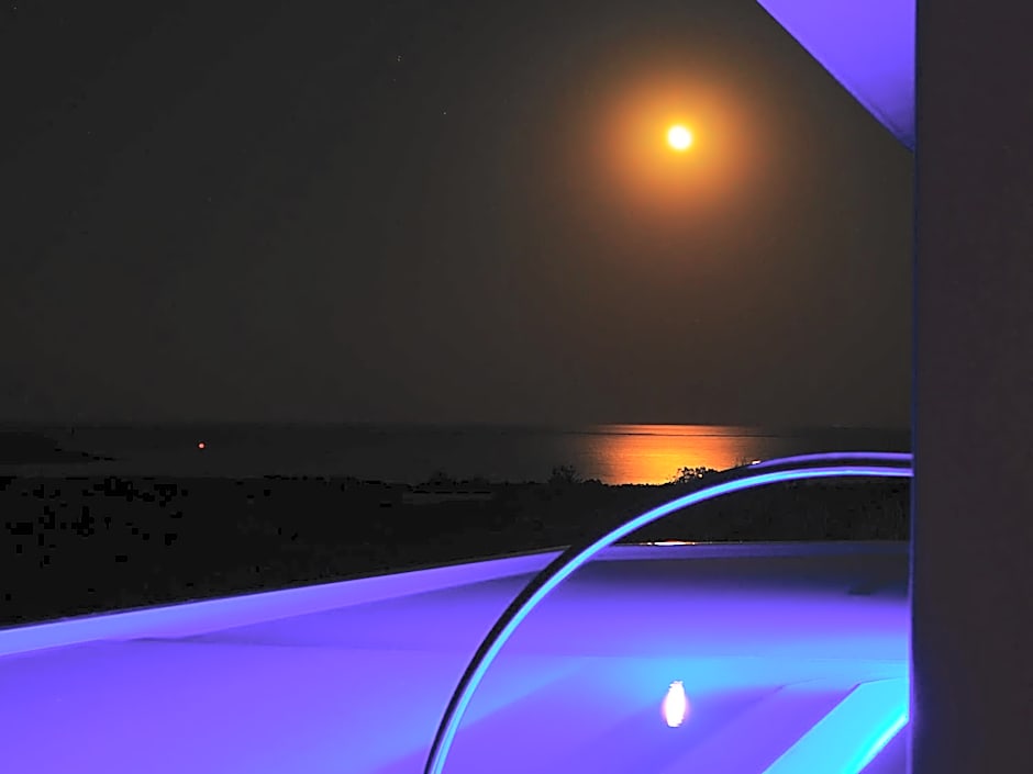 MARINX POOLVILLA NAKANDAKARI