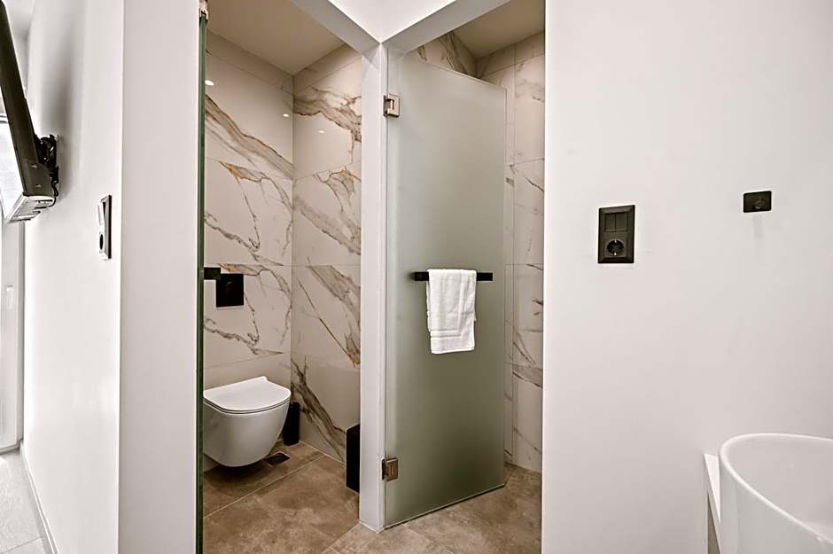 Plānis Str Urban Suites by Semavί