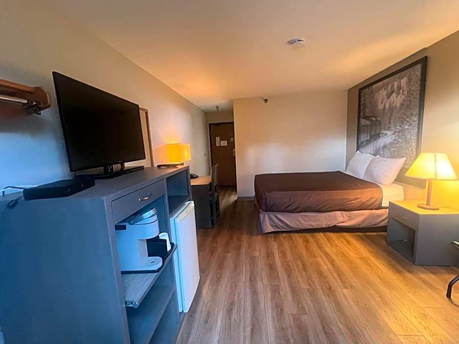 Super 8 by Wyndham Salmon Arm