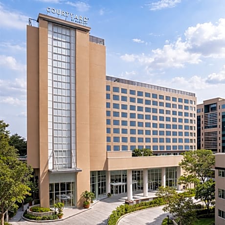 Courtyard by Marriott Mumbai International Airport