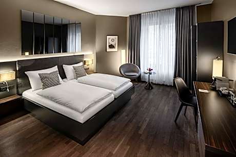 ROOMY
