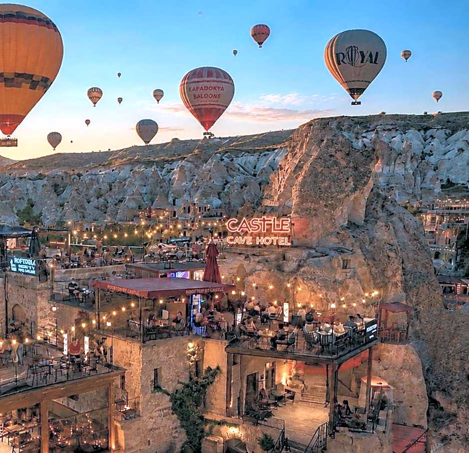 Castle Cave Hotel