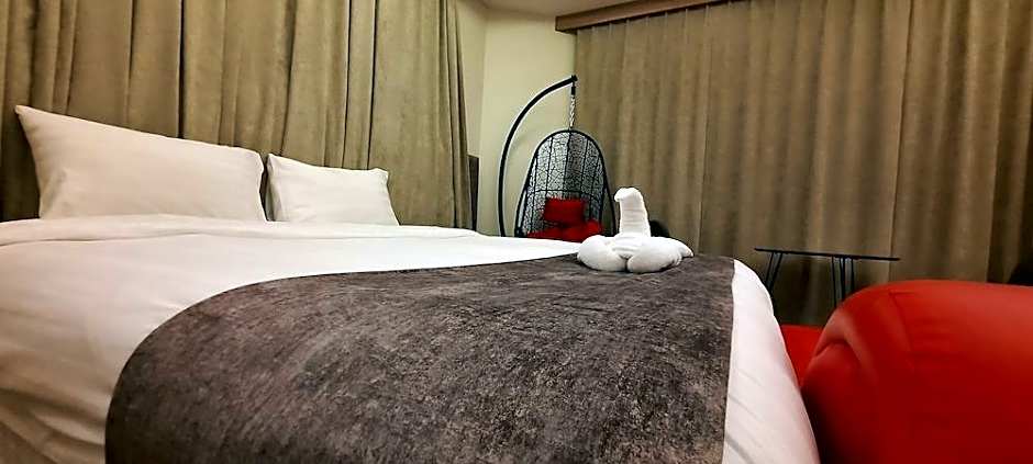 Golden Tulip Abha