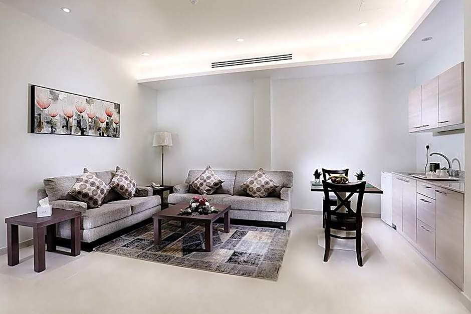 Grand Lily Hotel Suites