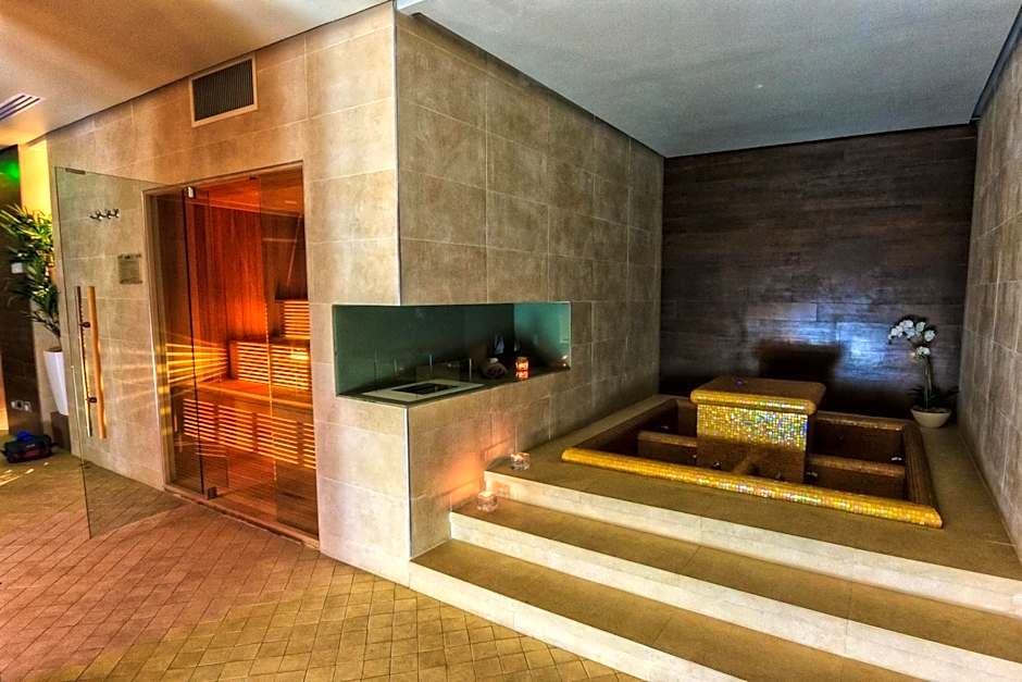 Hotel Roman by Dumbrava Business Resort