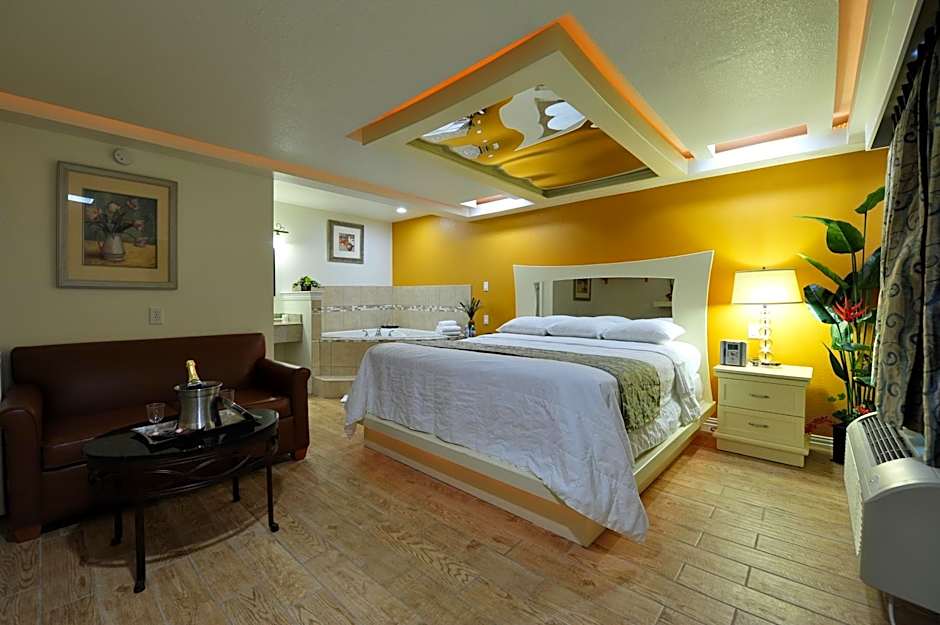 Romantic Inn & Suites