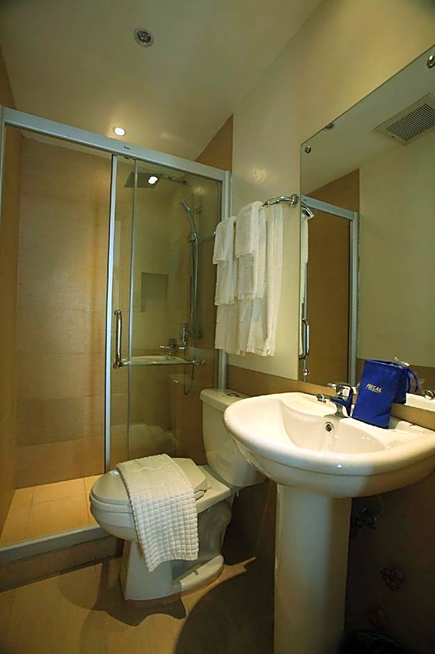 Fersal Hotel Kalayaan, Quezon City