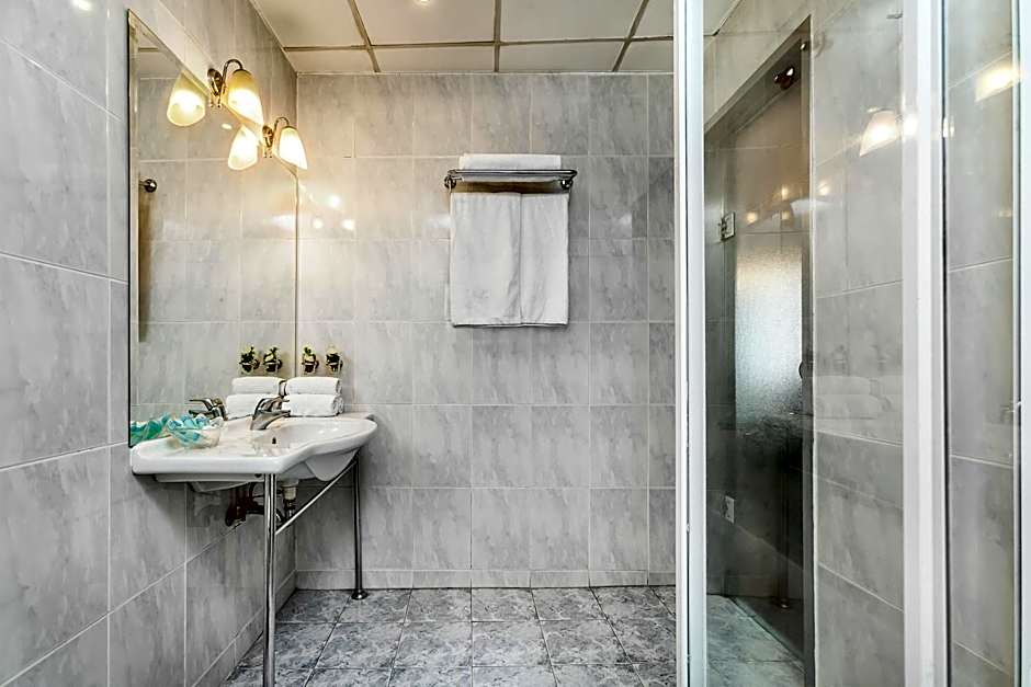 Minerva Premier Hotel