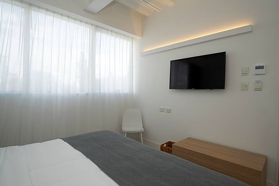 Vain Boutique Hotel