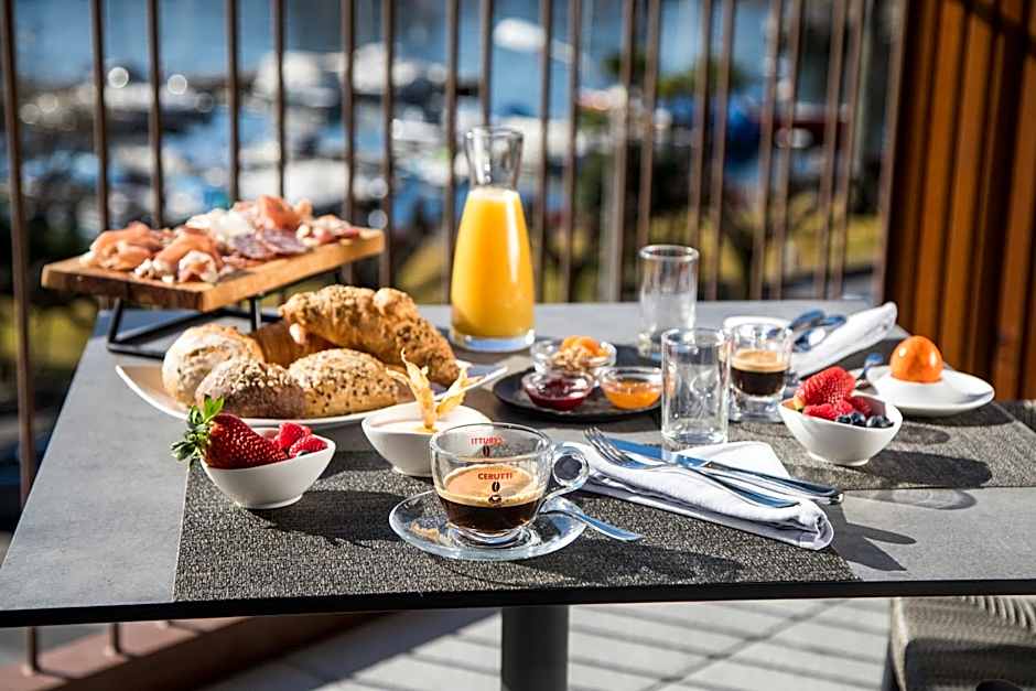 Hotel Lago Maggiore - Welcome!