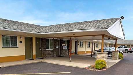 Relax Inn Bloomsburg