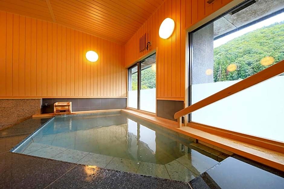 竹あかりの宿 加賀助