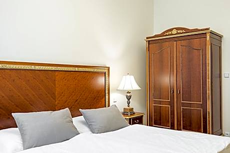 Two-Bedroom Apartment with Balcony