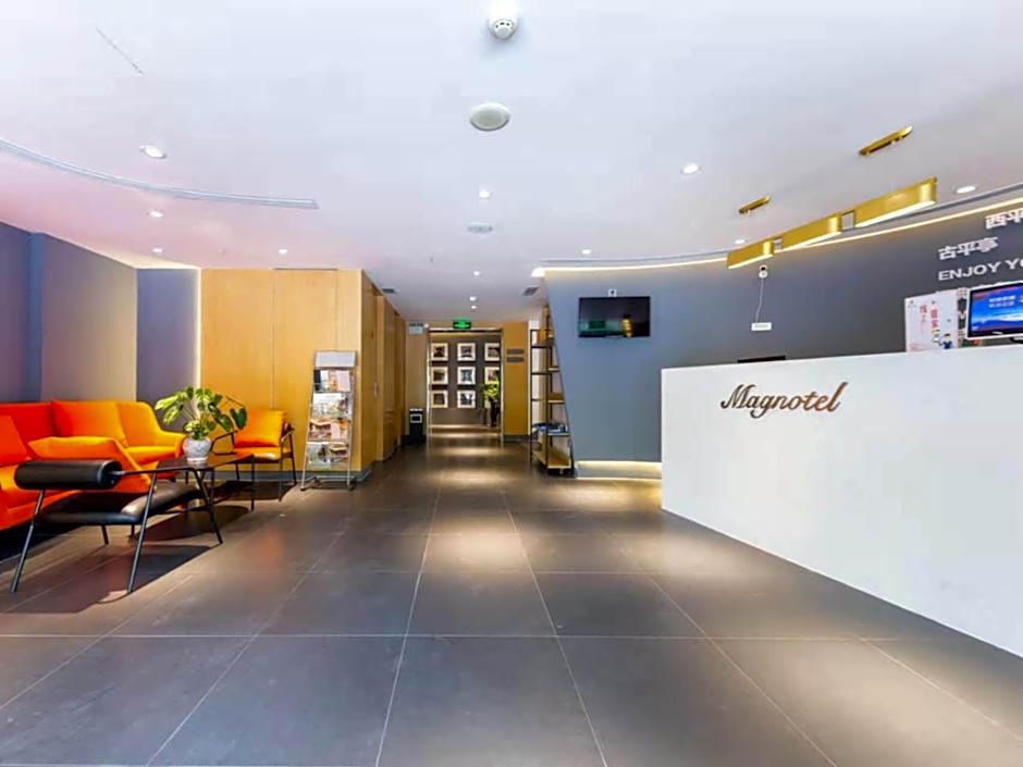 Magnotel Business Xining Dashizi Mojia Street