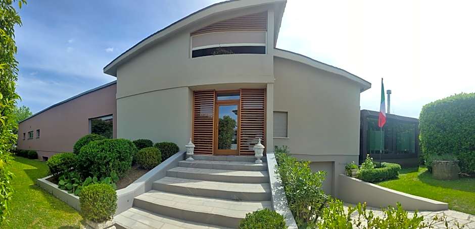 Photo 1 of 32 of Villa Bedin