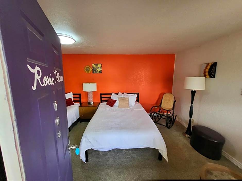 Rose's Motel