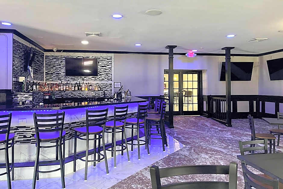 Inn on the Square, an Ascend Collection Hotel