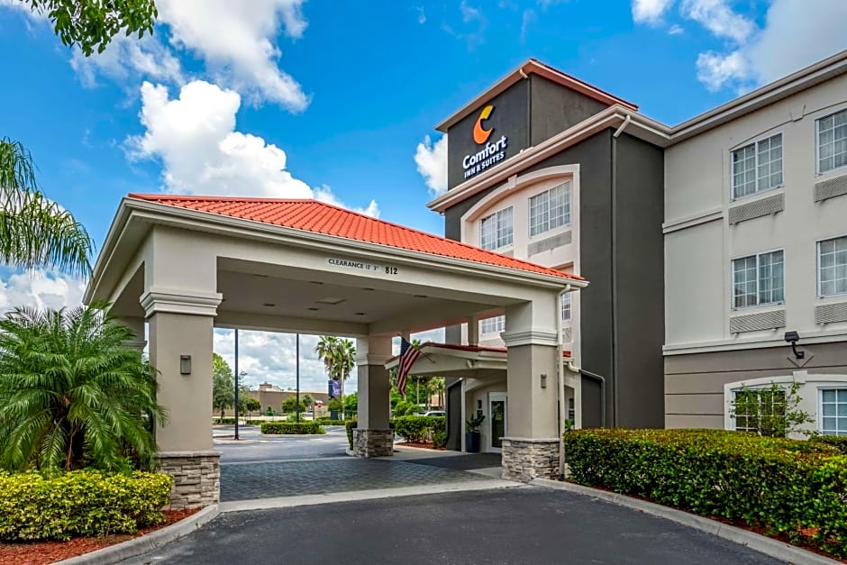 Comfort Inn & Suites