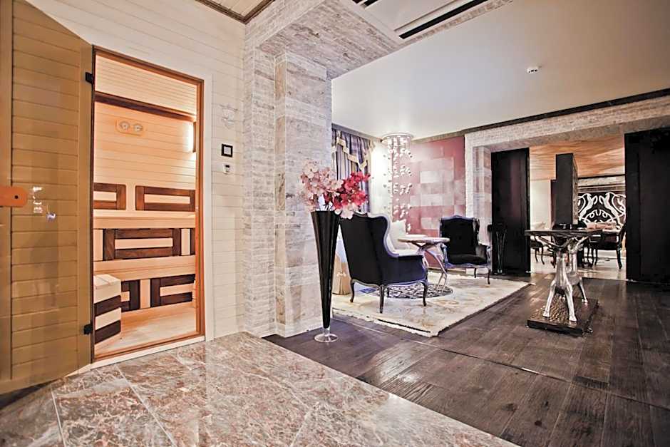 Royal Castle Design & SPA