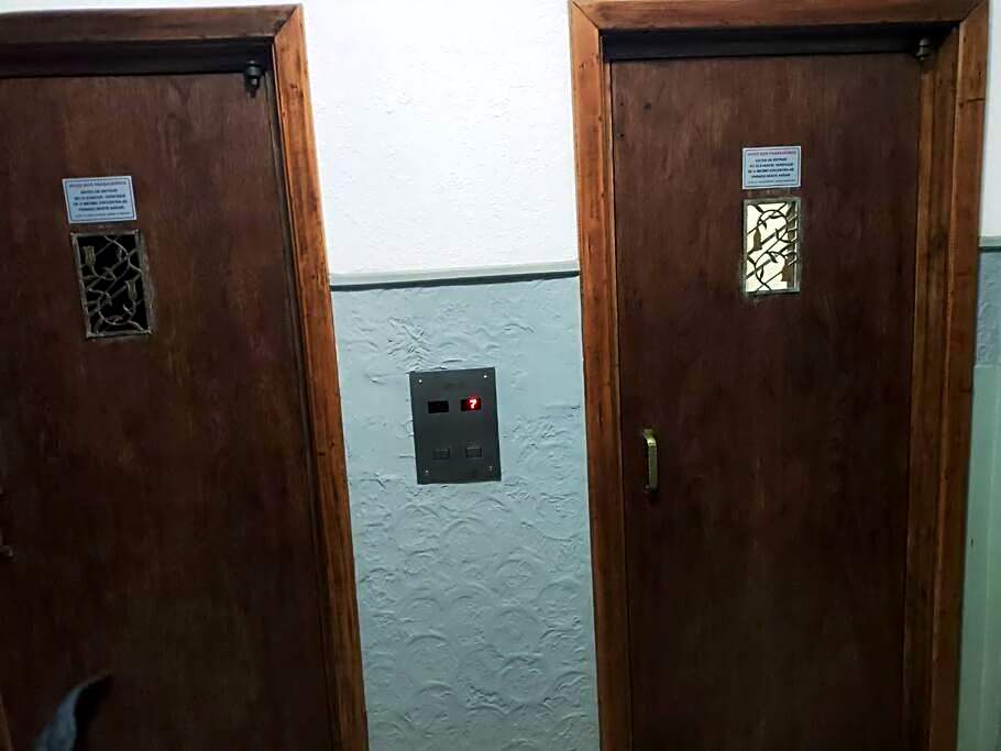 Apê completo em Copacabana/RJ.