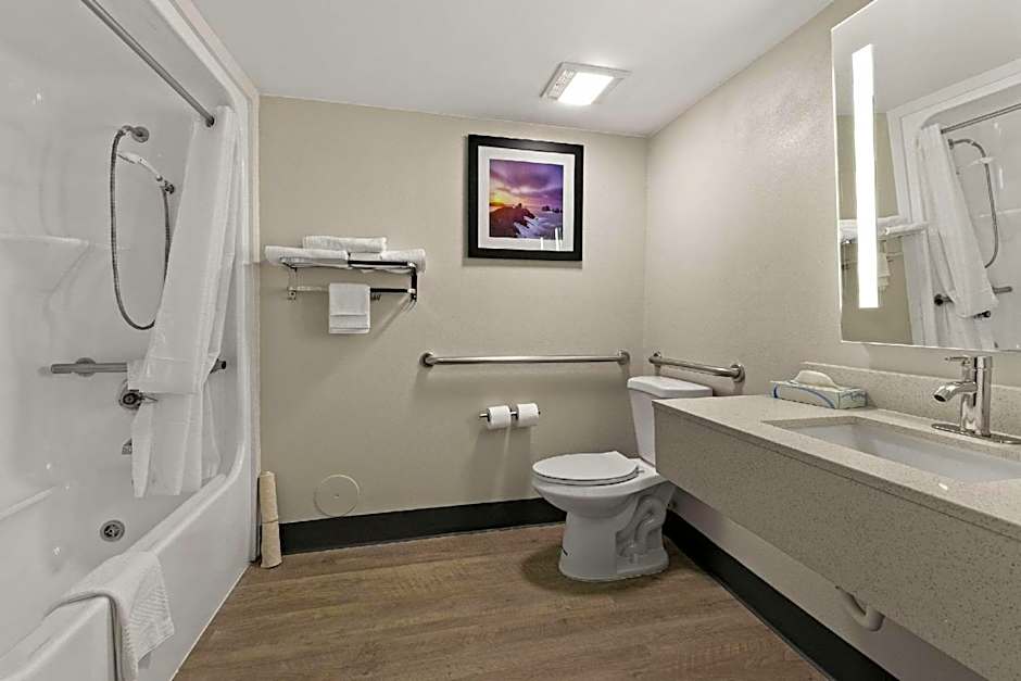 Quality Inn Lavonia I-85