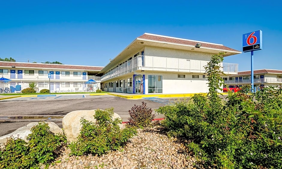 Motel 6-Thornton, CO - Denver